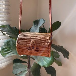 BRAND NEW RATTAN STRAW BAG